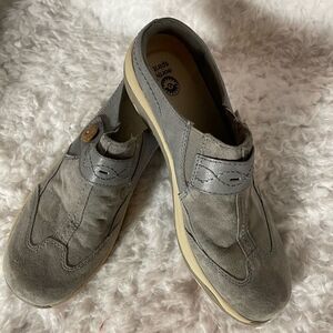 Earth Spirit leather gray slide on comfort casual mule size 10